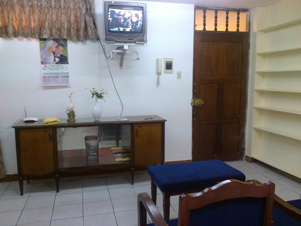 Strenua Santa Maria Suites Trujillo Exterior photo