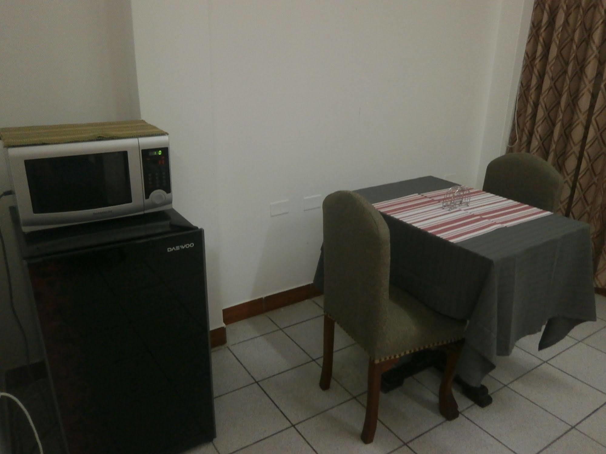 Strenua Santa Maria Suites Trujillo Exterior photo